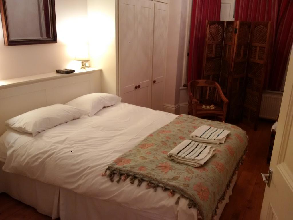 Luxury Holland Park, Sleeps 2, Free S'Fast Wifi Apartment London Exterior photo